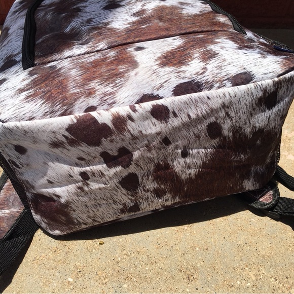Large Cow Backpack - Picture 3 of 6